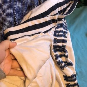 Virginia peach sweatpants